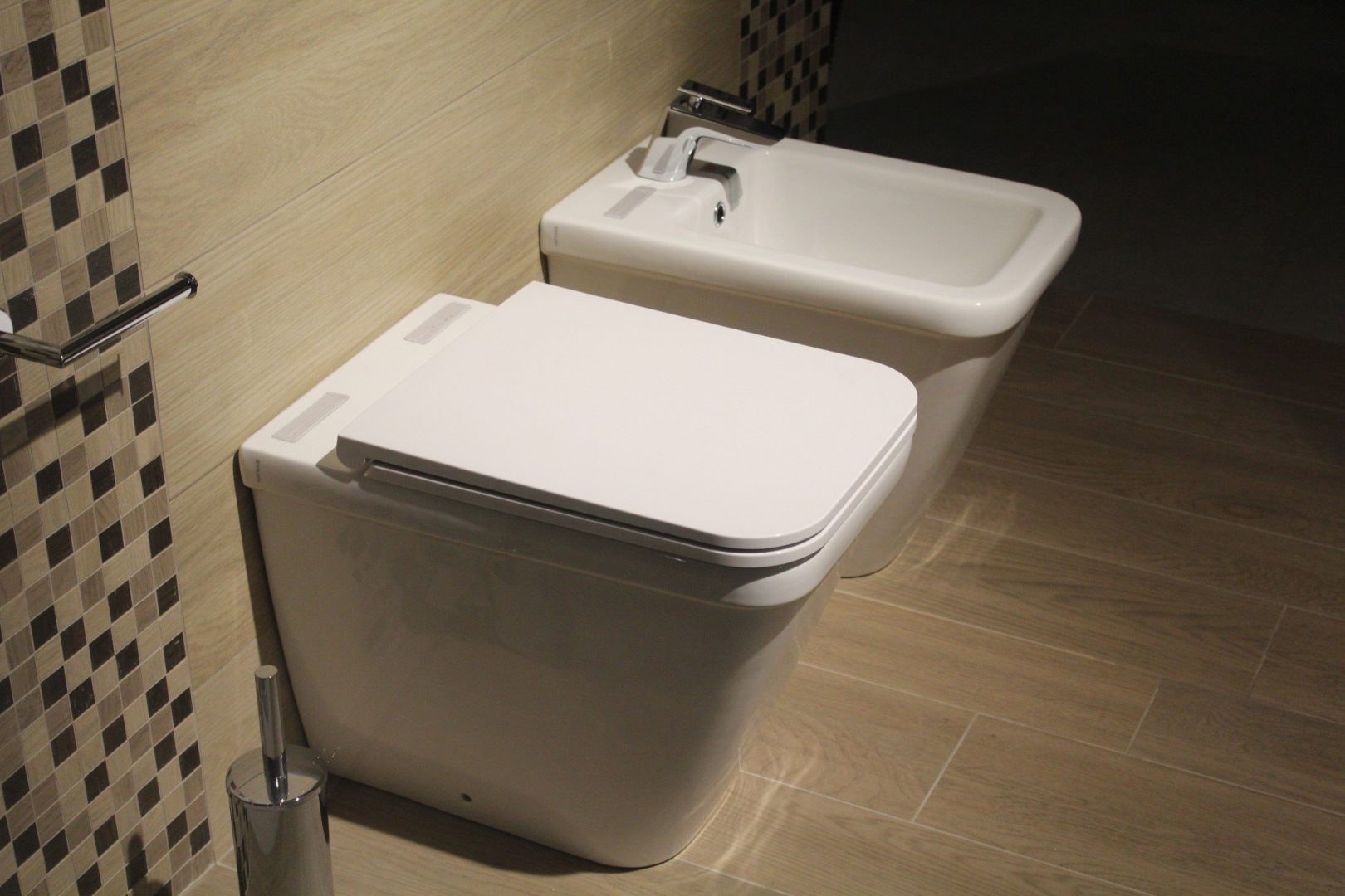 toilet plumbing